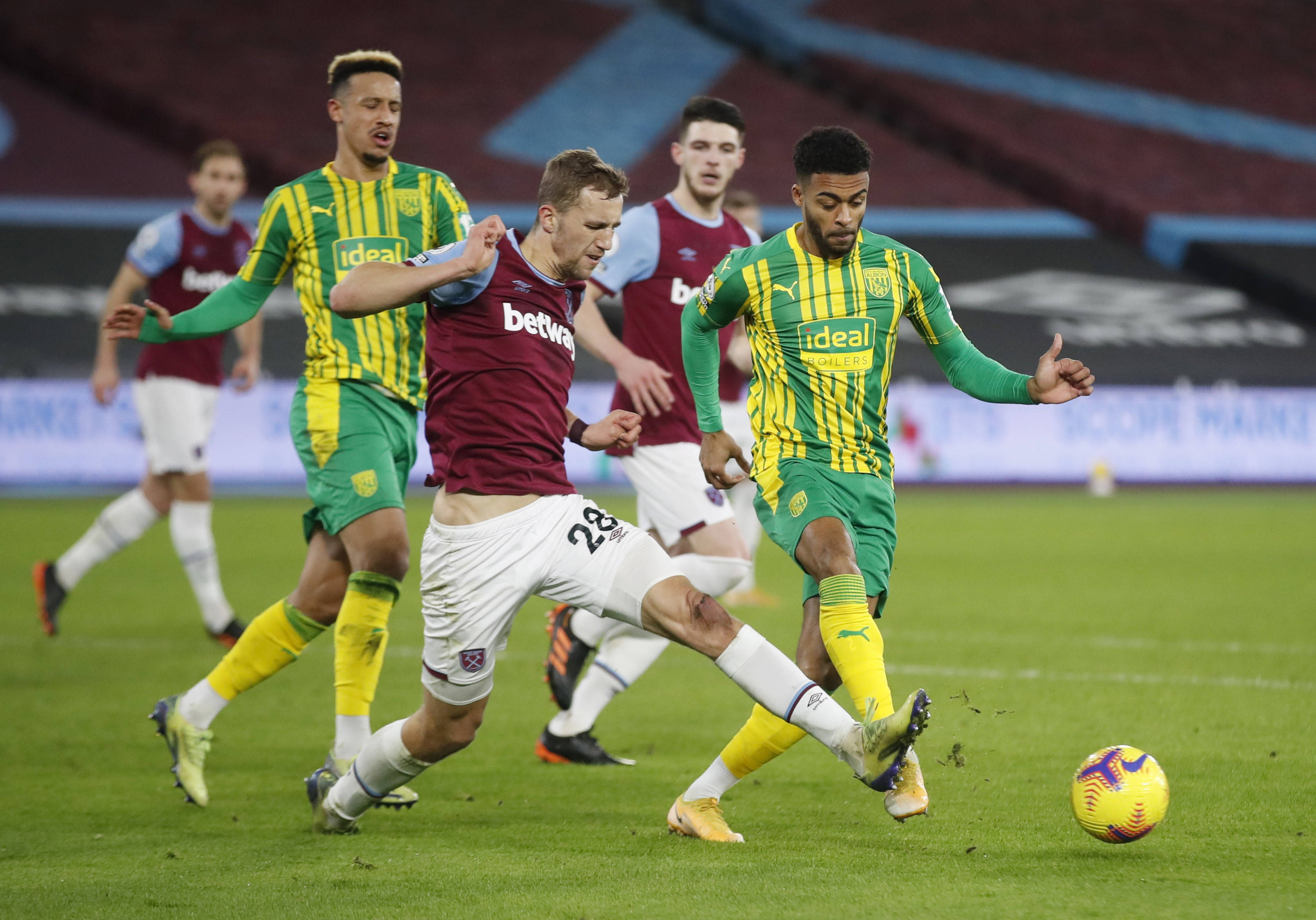 球队的中场 球队的中场